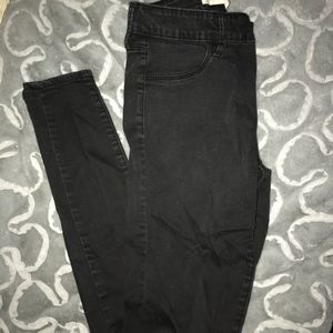Black Skinny Jeans